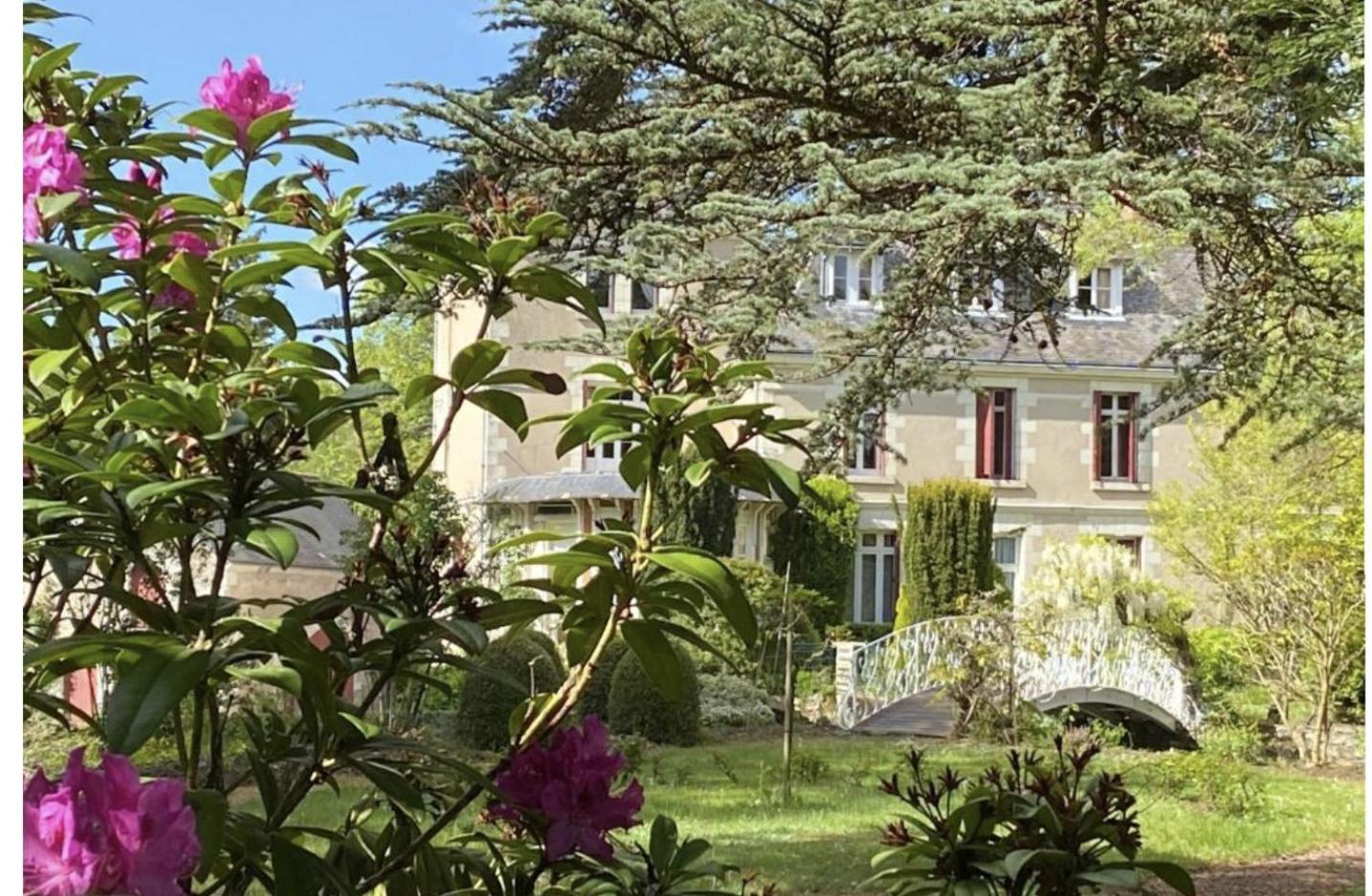 Bed and Breakfast Le Moulin De Francueil Exterior foto